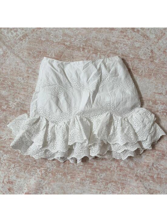 H&M Dresses & Skirts - H&M White Eyelet Lace Ruffle Mini Skirt Cottagecore